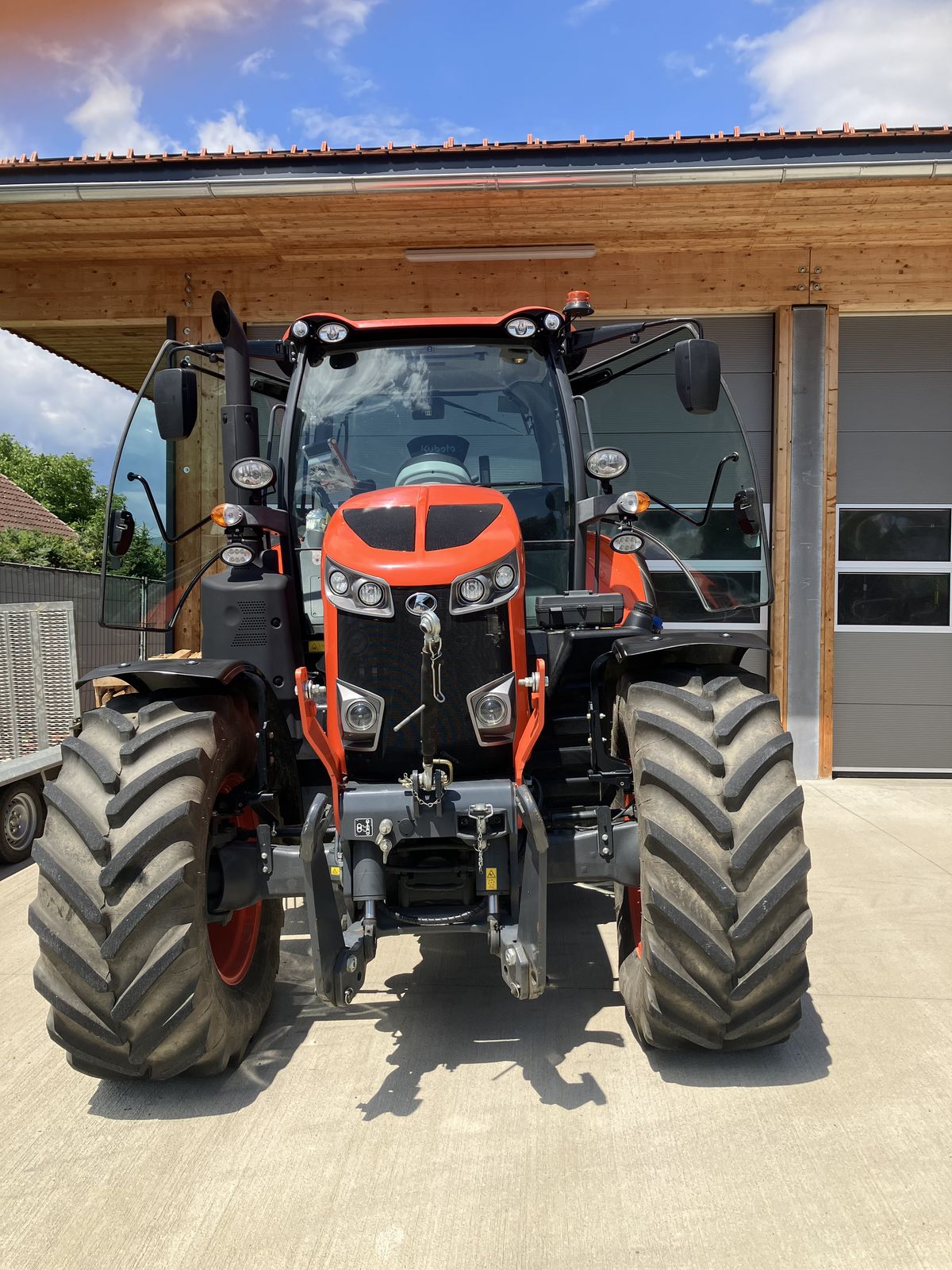 Kubota M7172 1
