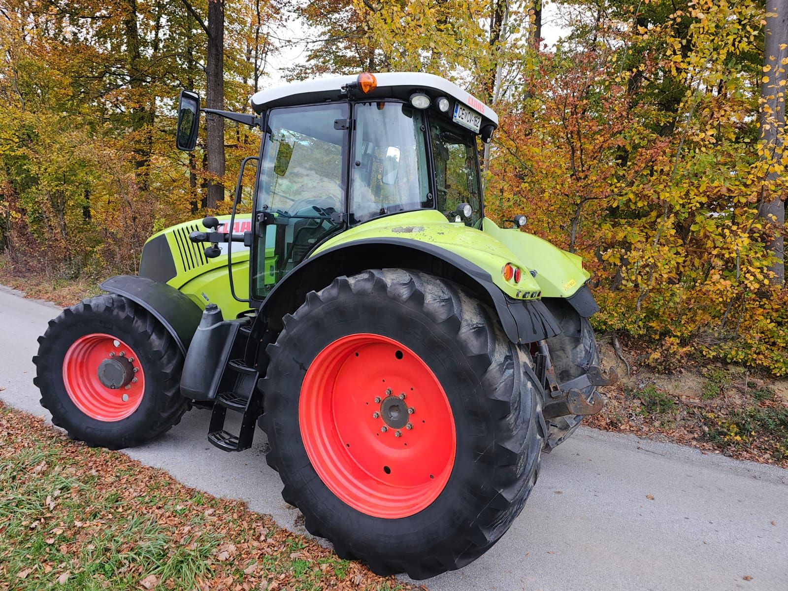 Claas Axion 820 C-Matic 2