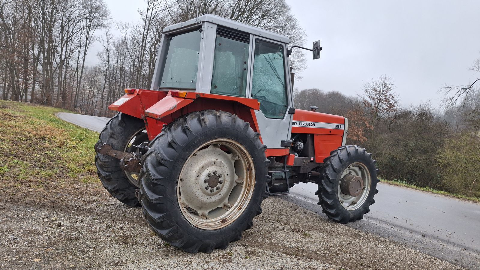 Massey Ferguson 698 3