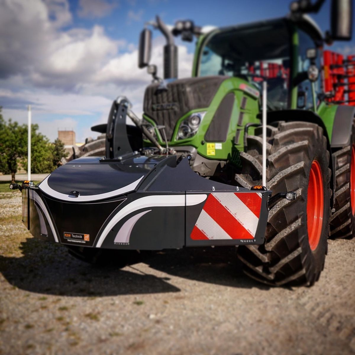 TractorBumper Frontgewicht mit 1500kg 1