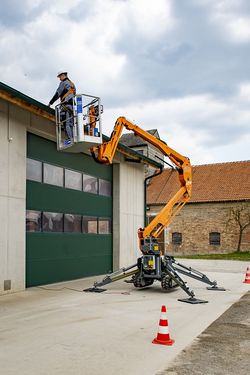 Easy Lift Hebebühne VERMIETUNG