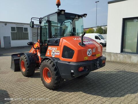 Kubota R090 2