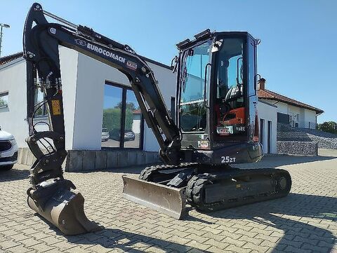 Eurocomach 25 ZT +Löffelpaket +Tilt