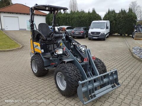 Giant G2200 Xtra HD 3