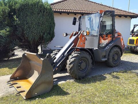 Hitachi ZW65 6C - Schaufel, Gabel