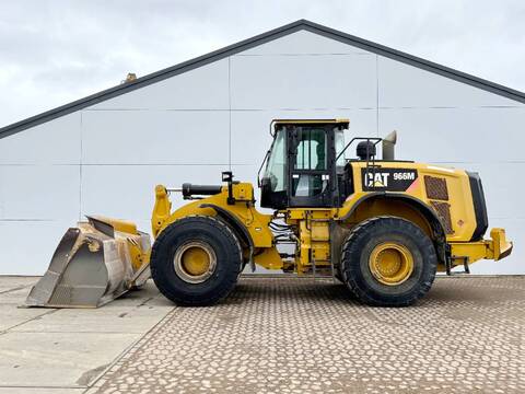CAT 966M - Dutch Machine / 3rd Function / Auto Lube