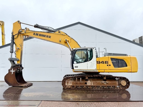Liebherr R946LC - Hammer Lines / Quick Coupler / Airco