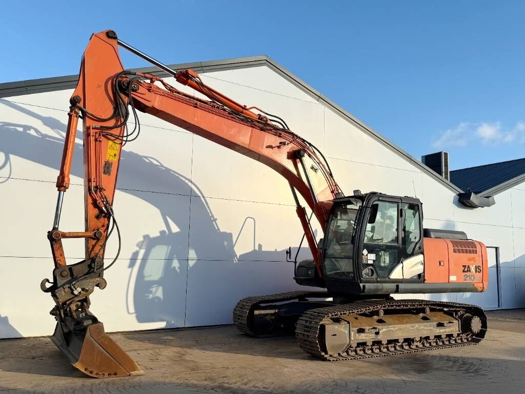 Hitachi ZX210LC-5B - Tilting Bucket / Quick Coupler 2