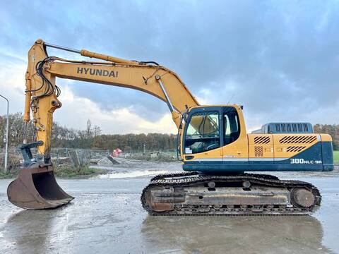 Hyundai R300 NLC-9A - Hammer Lines / Cummins Engine