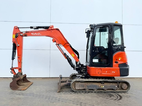 Kubota KX037-4 - Hammer Lines / Quick Coupler