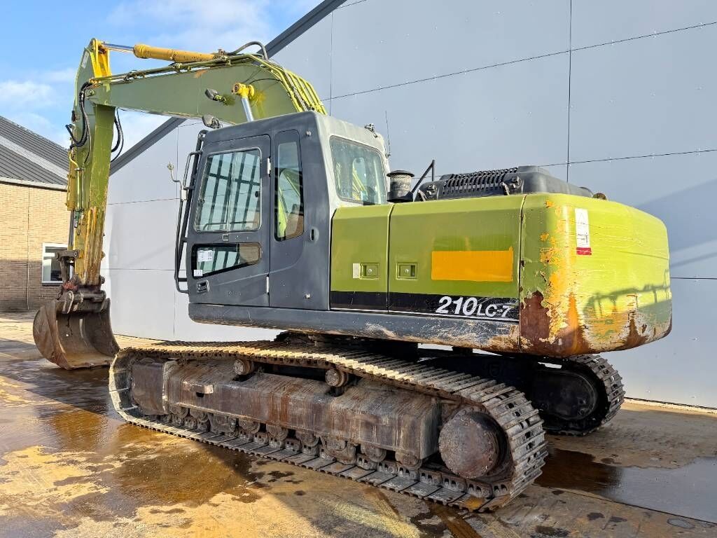 Hyundai 210LC-7 - Hammer Lines / Cummins Engine 3