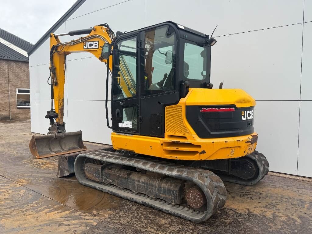 JCB 86C-1 - Hammer Lines / Quick Coupler 3