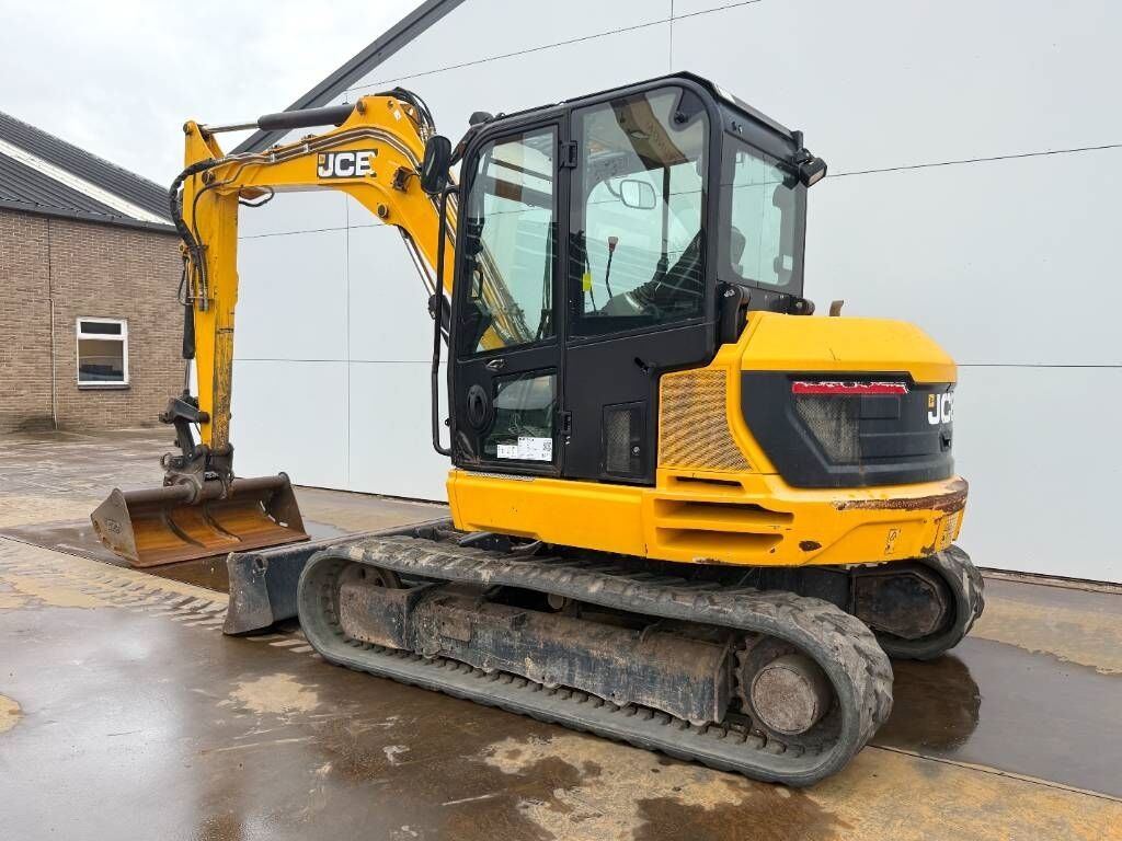 JCB 86C-1 - Hammer Lines / Quick Coupler 3