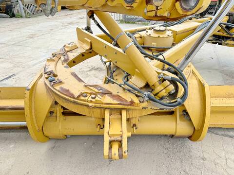 CAT 12M2 AWD - Blade Extension / Front Lift