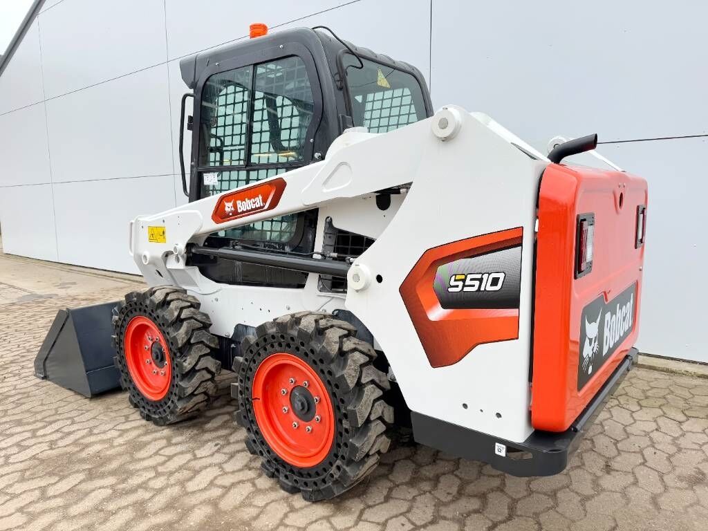 Bobcat S510 - New / Unused / Closed Cabine / AC 3