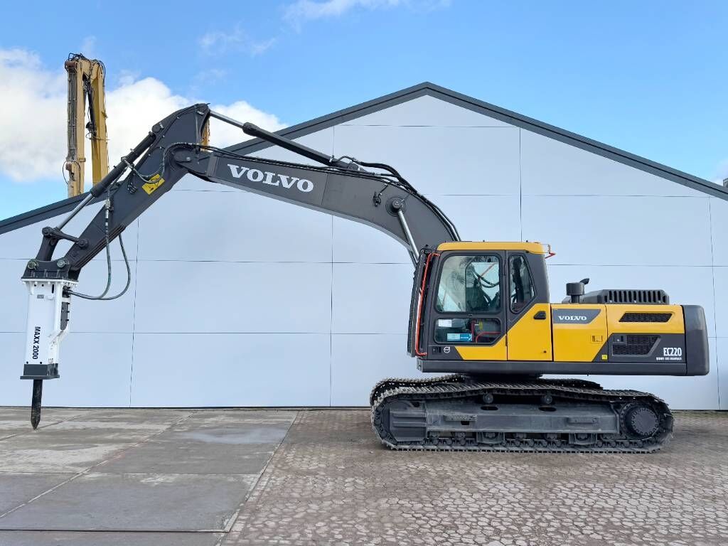 Volvo EC220D + Maxx 2000 Hammer New / Unused / 2025 Mo 1