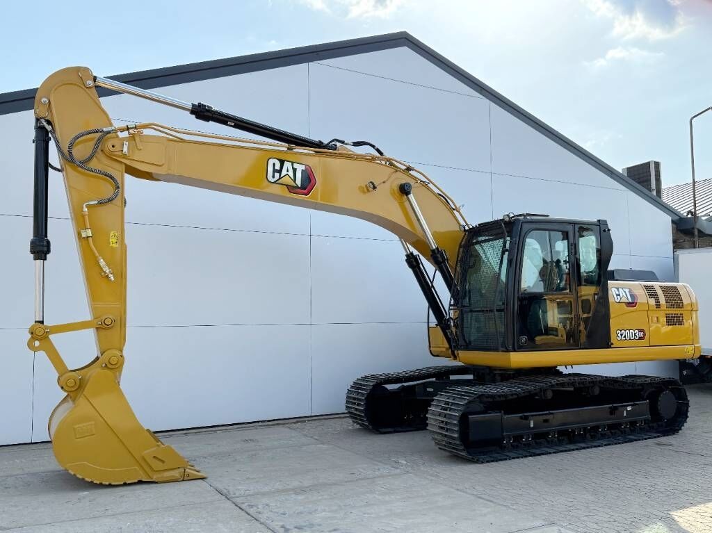 CAT 320D3GC 2025 Model - New / Unused / Hammer Lines 2