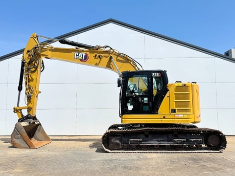 CAT 325 07B Next Gen - GPS SYSTEM / Rear + Side Came