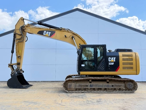 CAT 320FL - New Bucket / Hammer Lines / Camera