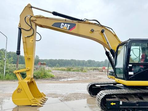 CAT 320DL - Airco / Hammer Lines