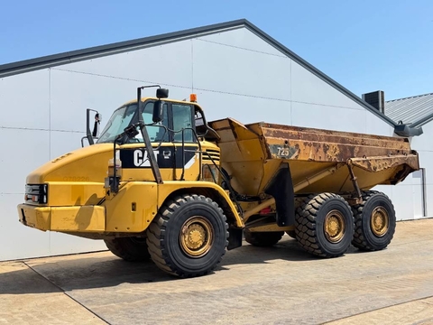 CAT 725 - Automatic Greasing / Airco