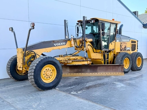 Volvo G946B  6x6 EPA Certified / 4.27m Blade / Camera
