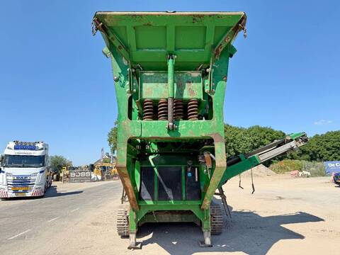 8796-5622dd7085218aafa29a3ed12e32876d-5701922