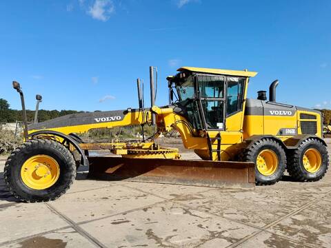 Volvo G960B - 4.90 Meter Blade / Backup Camera