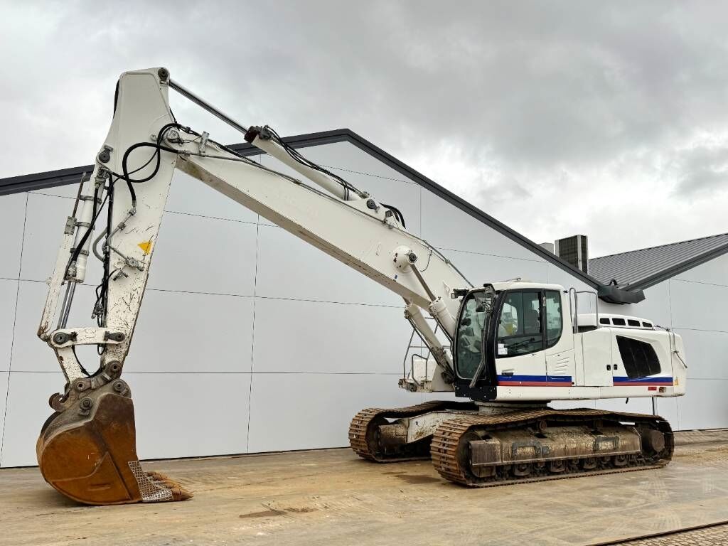 Liebherr R946LC - Hammer Lines / Quick Coupler 2