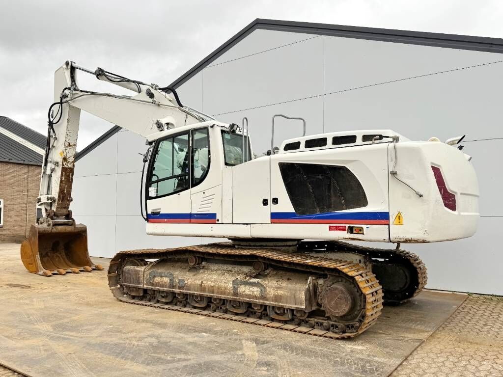 Liebherr R946LC - Hammer Lines / Quick Coupler 3