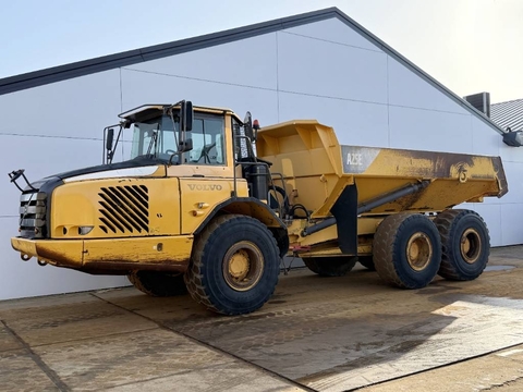 Volvo A25E - Airco / Camera / Heated Seat