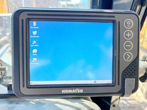 Komatsu D65PXi-18 - Topcon GPS System / Backup Camera