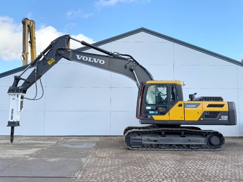 Volvo EC220D + Maxx 2000 Hammer - New / Unused / 2024