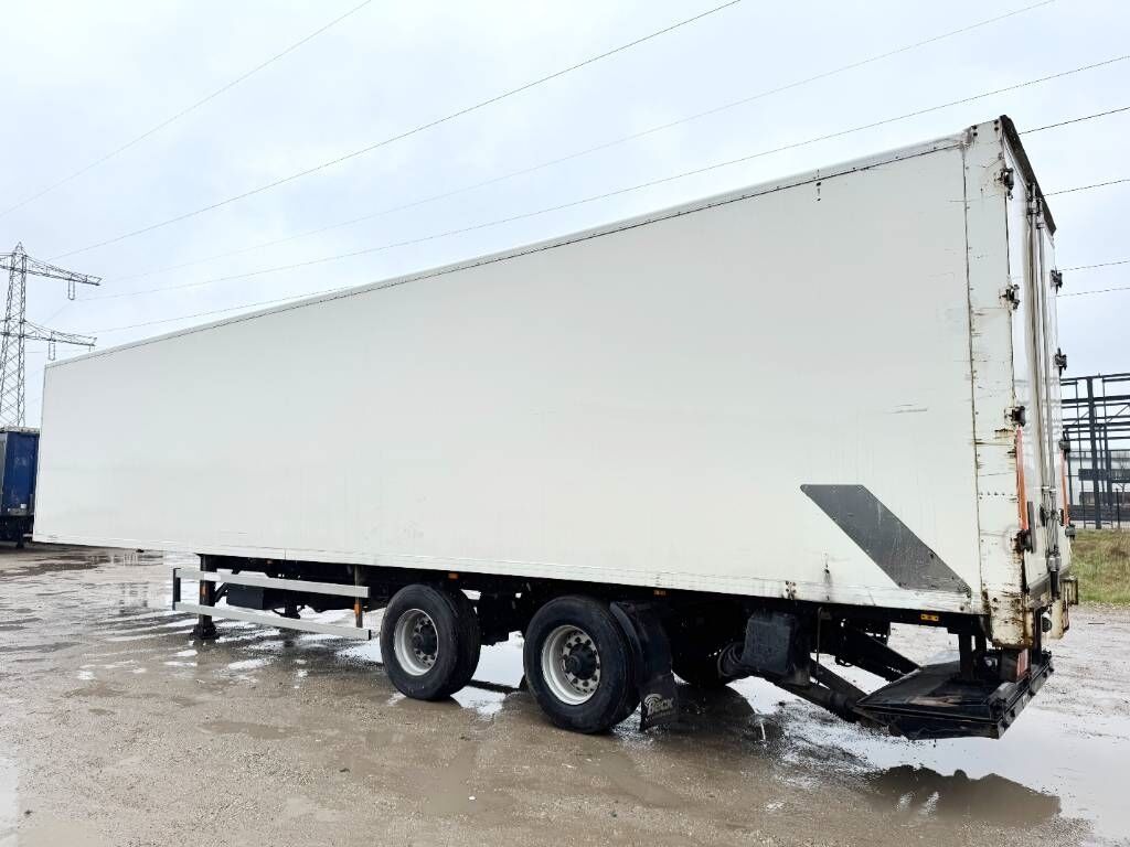 DRO-12-20 - Taillift / Steering Axle / Dutch 2