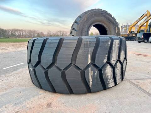 Michelin X Mine D2 45/65R45 Tyre x 2