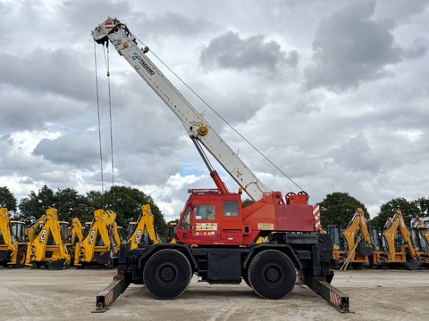 Sonstige TR300E-1 - 4 Wheel Steering / 28.1m Boom + 12m J