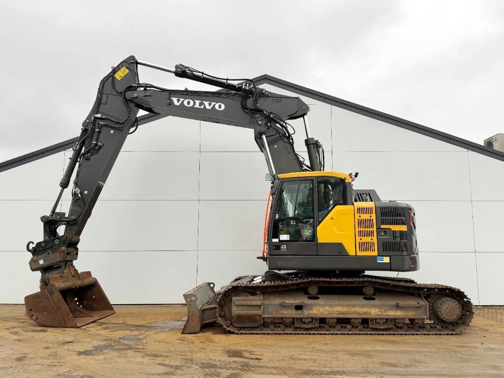 Volvo ECR355ENL - German Machine / Oilquick / Auto Lub 3