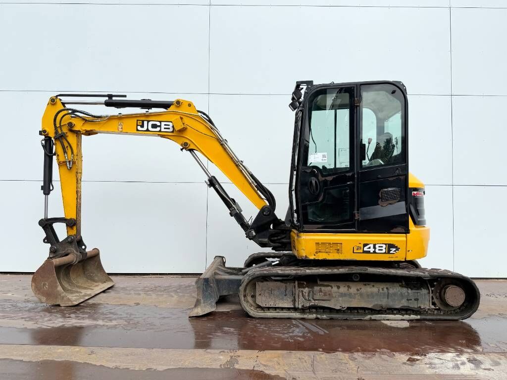 JCB 48Z-1 - Hammer Lines / Quick Coupler 1