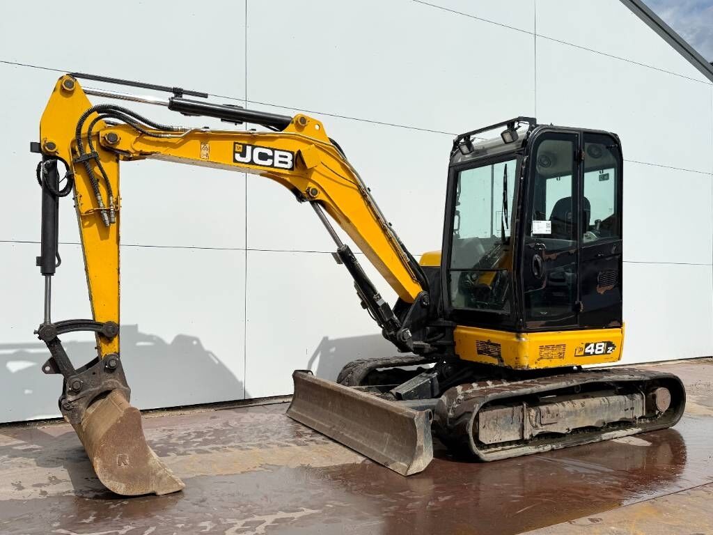 JCB 48Z-1 - Hammer Lines / Quick Coupler 2