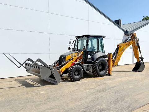 CASE 570SV - 6/1 Bucket / Telescopic Boom / Airco