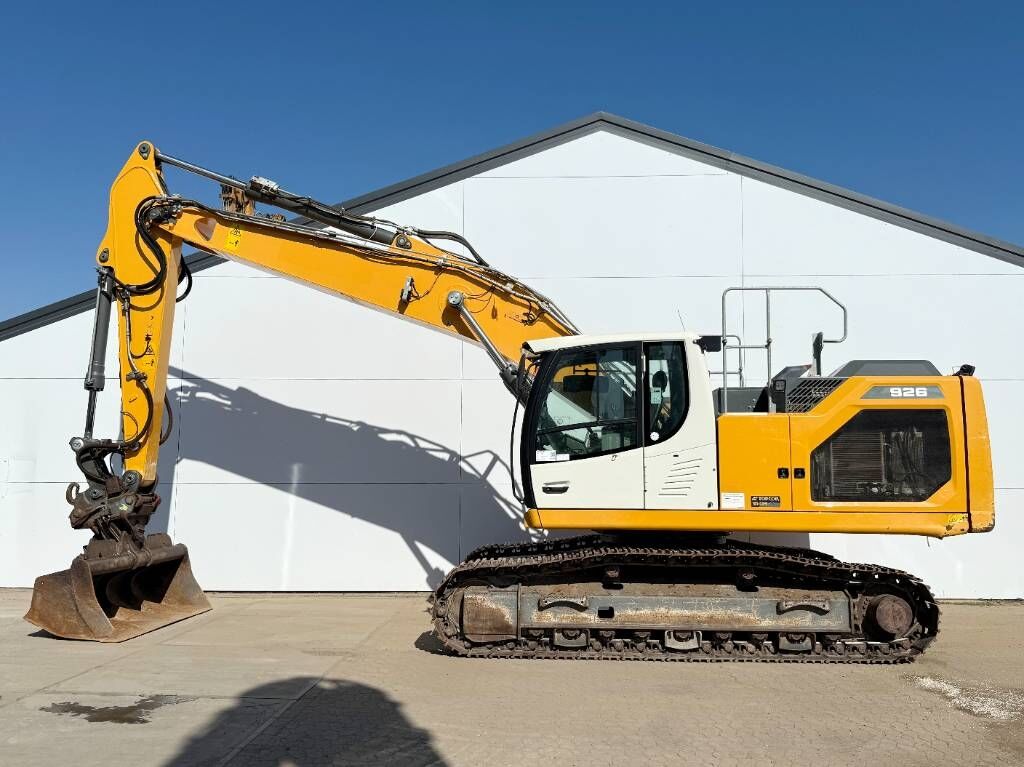 Liebherr R926NLC German Machine Oilquick / Tilting Bucket 1