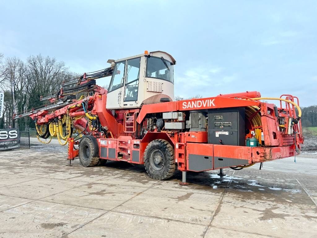 DT1130i Drill Rig - Excellent Working Condition 2