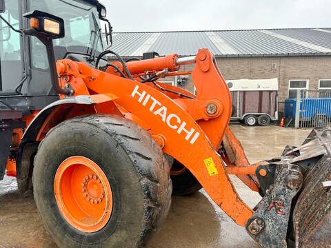 Hitachi ZW180 -5 B - Excellent Condition / Well Maintain