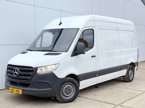 Mercedes-Benz Sprinter 311 - L2H2 AC Cruise Bluetooth Climate