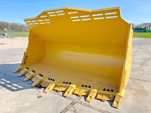 988H Bucket New / Unused Dutch fabrication Hard