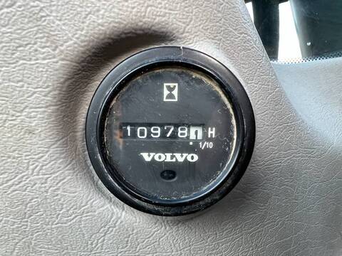 Volvo EW140D - Excellent Condition / Tilting Bucket