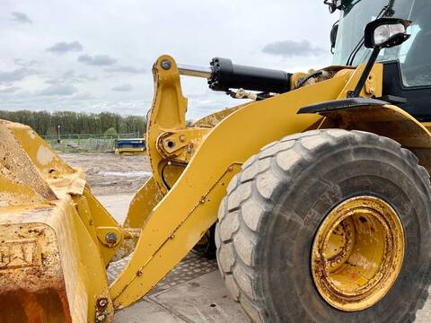 CAT 972K - Central Greasing / Weight System