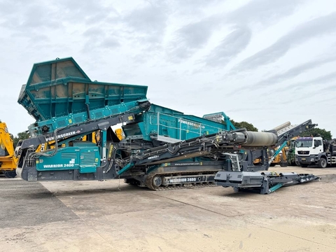 Sonstige Warrior 2400 - Only 1000 Hours!