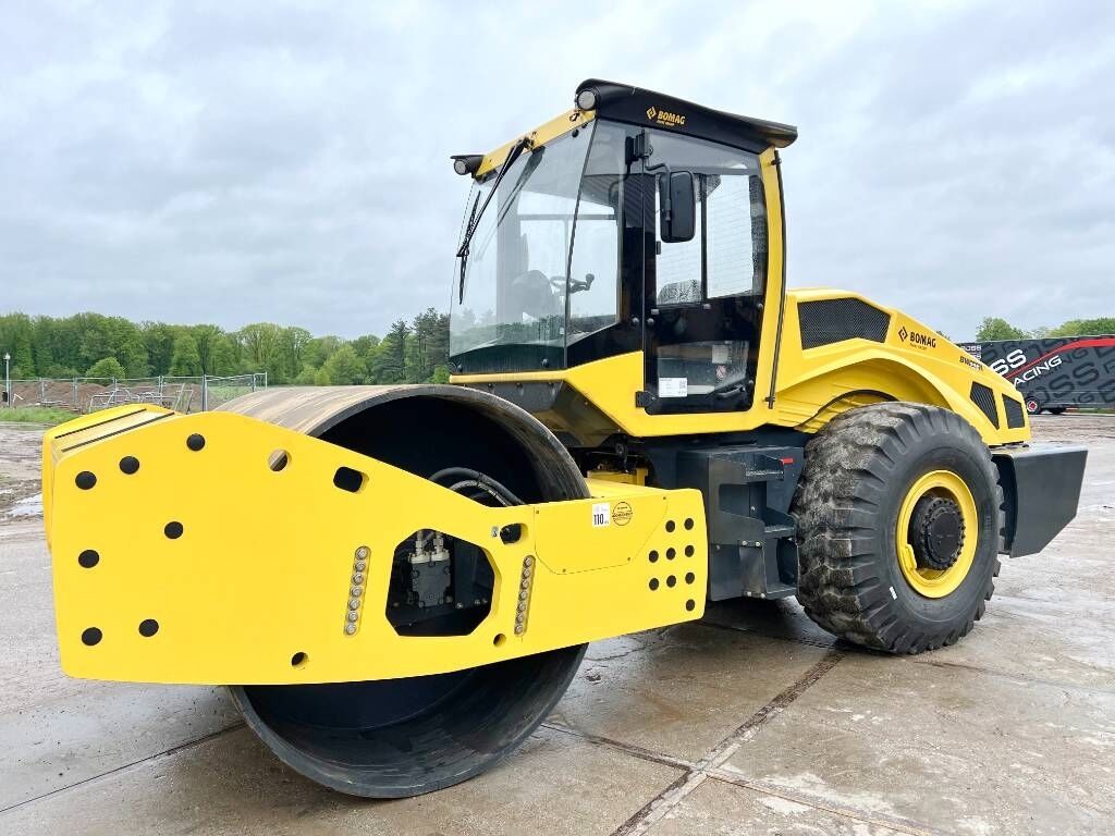 Bomag BW226-5CL - New / Unused 2