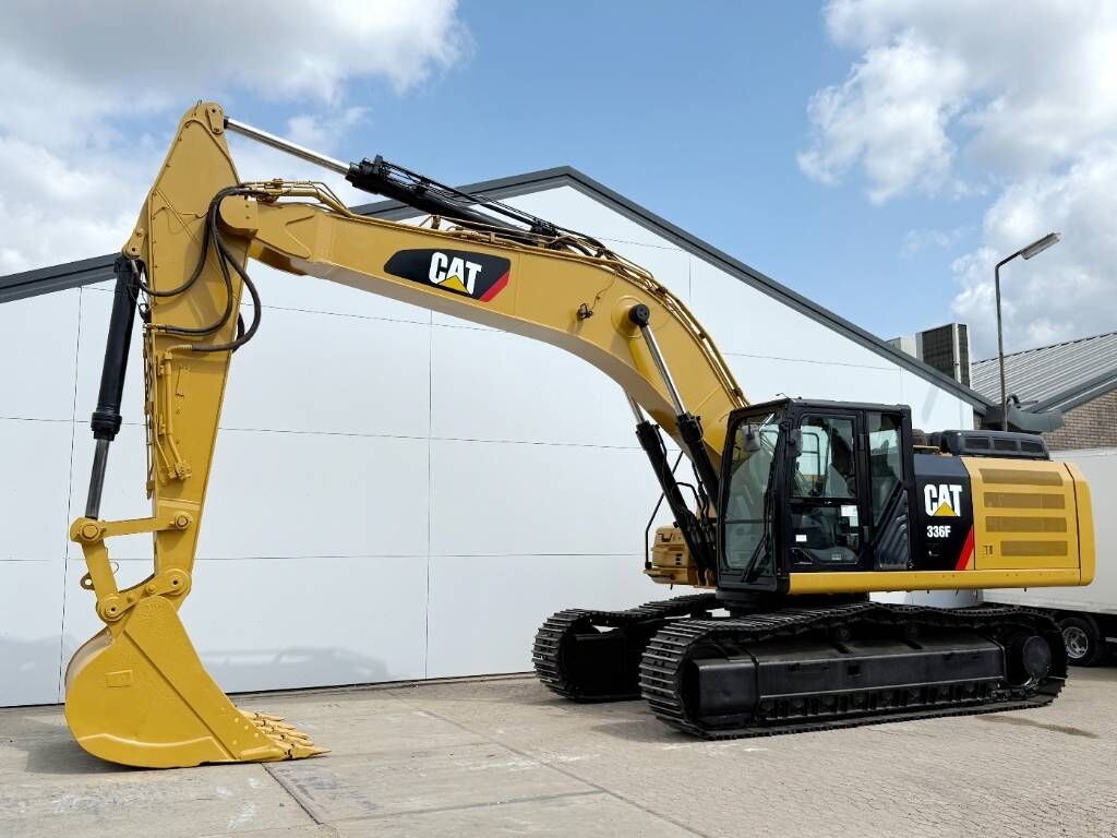 CAT 336FLN - Automatic Greasing / Backup Camera 2